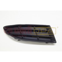 заглушка бампера переднего правая