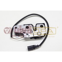 замок капота