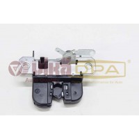 замок крышки багажника