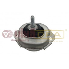 опора двигателя