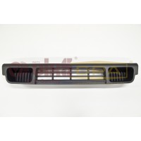 решетка бампера переднего центральная