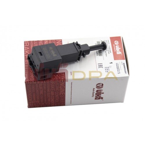 выключатель концевой стоп-сигнала (4 pin)