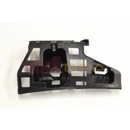 кронштейн бампера переднего левый